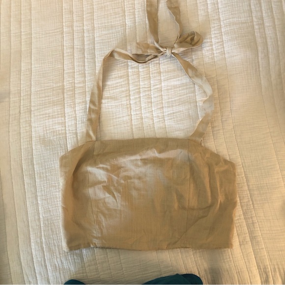 Lulu’s Double Digits Linen Halter Crop Top. Size Medium. - Picture 3 of 8